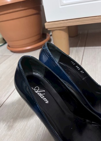 Klasik Lacivert Yılan Desenli Topuklu Ayakkabı - Görsel 6