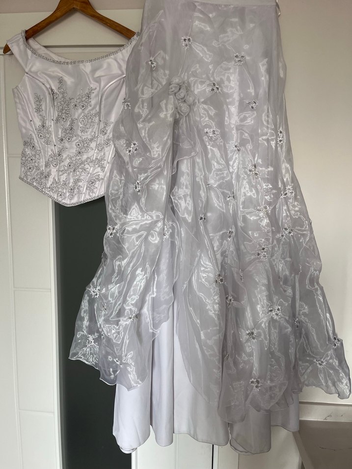 American Vintage Y2K iliki A Kesim Uzun Gelinlik - Görsel 3