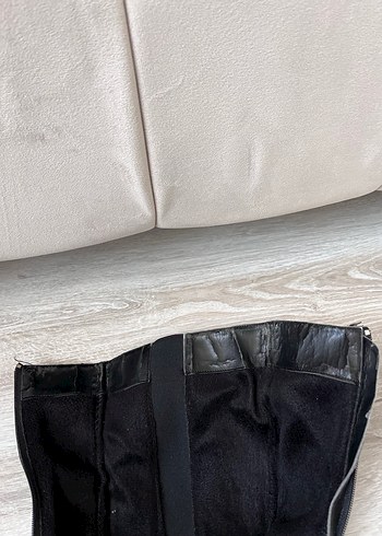 Siyah Deri Tokalı Dizüstü Kadın Çizme - Görsel 5