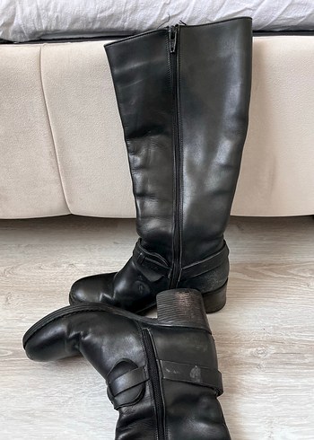 Siyah Deri Tokalı Dizüstü Kadın Çizme - Görsel 4