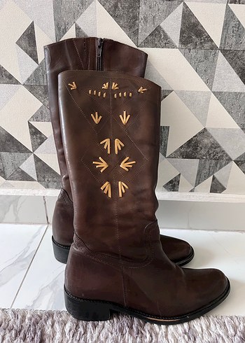 Vintage Kahverengi Nakışlı Deri Kadın Dizüstü Çizme - Görsel 3