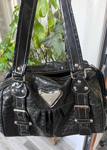 Vintage Y2K Kemer Detaylı Siyah Deri Yılan Desenli Çanta - Görsel 2