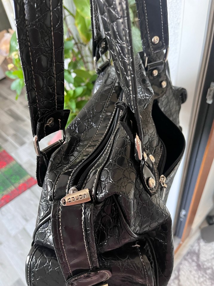 Vintage Y2K Kemer Detaylı Siyah Deri Yılan Desenli Çanta - Görsel 5