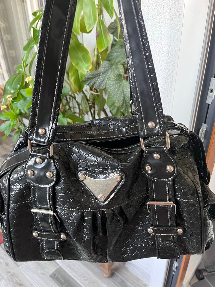 Vintage Y2K Kemer Detaylı Siyah Deri Yılan Desenli Çanta - Görsel 2