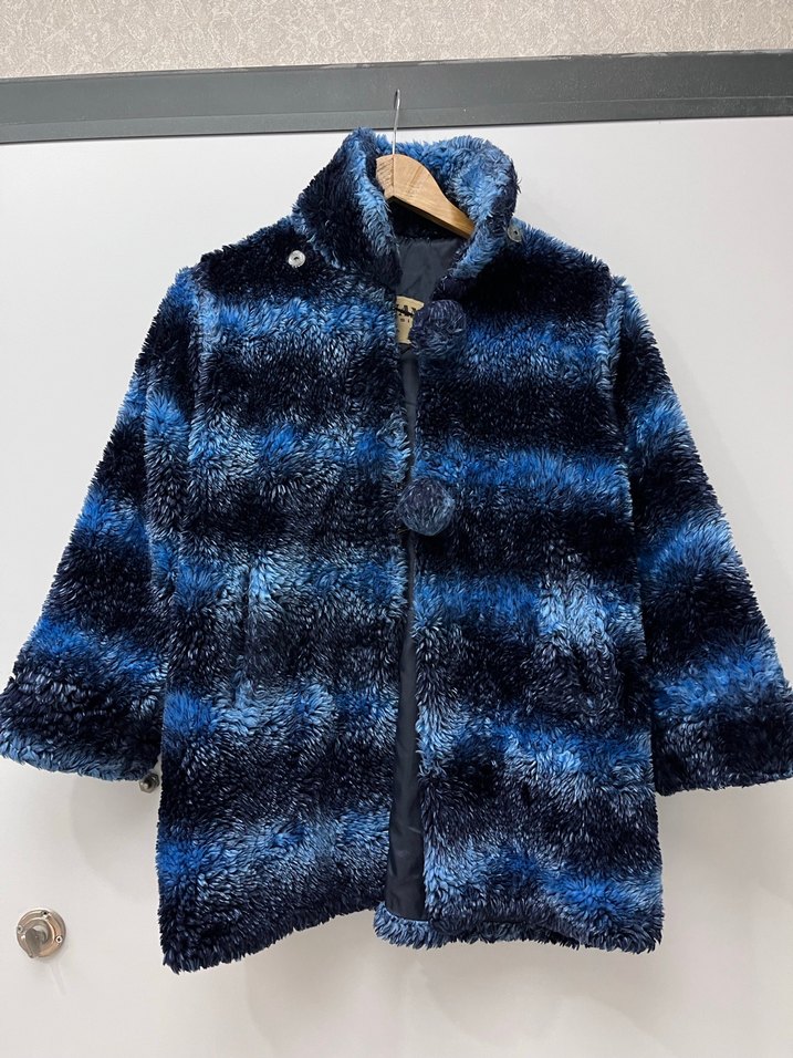 Vintage Y2K  Mavi Bağlama Desenli Kürklü Mont - Görsel 2