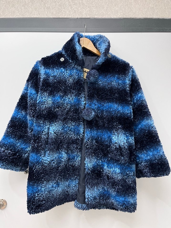 Vintage Y2K  Mavi Bağlama Desenli Kürklü Mont - Görsel 3