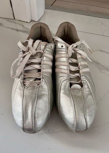 Adidas Gri Metalik Spor Ayakkabı