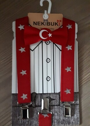 Ay yıldızlı askı papyon. 