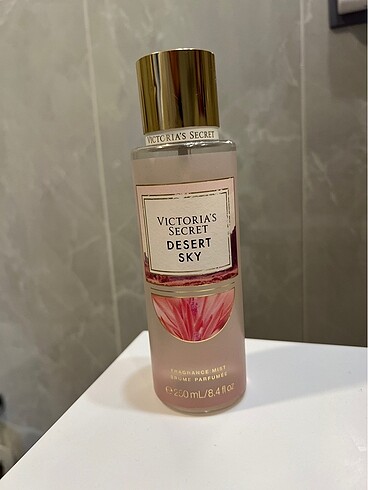 Victoria?s secret vücut spreyi