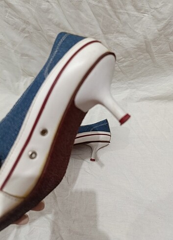 37 Beden mavi Renk y2k ince topuklu Converse model