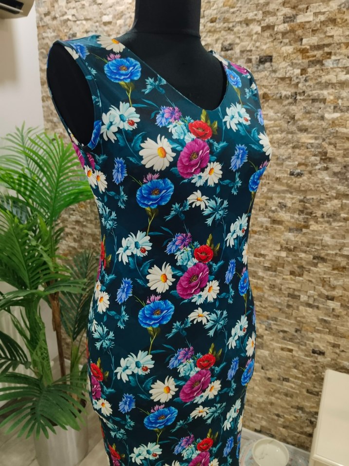 Çiçek Desenli V Yaka mini Elbise - Görsel 2