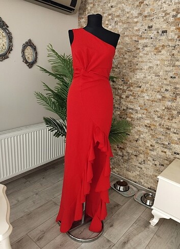 Kırmızı elbise - Görsel 6