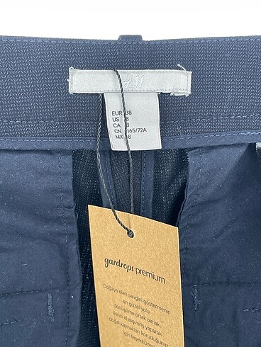 38 Beden lacivert Renk H&M Kumaş Pantolon %70 İndirimli.