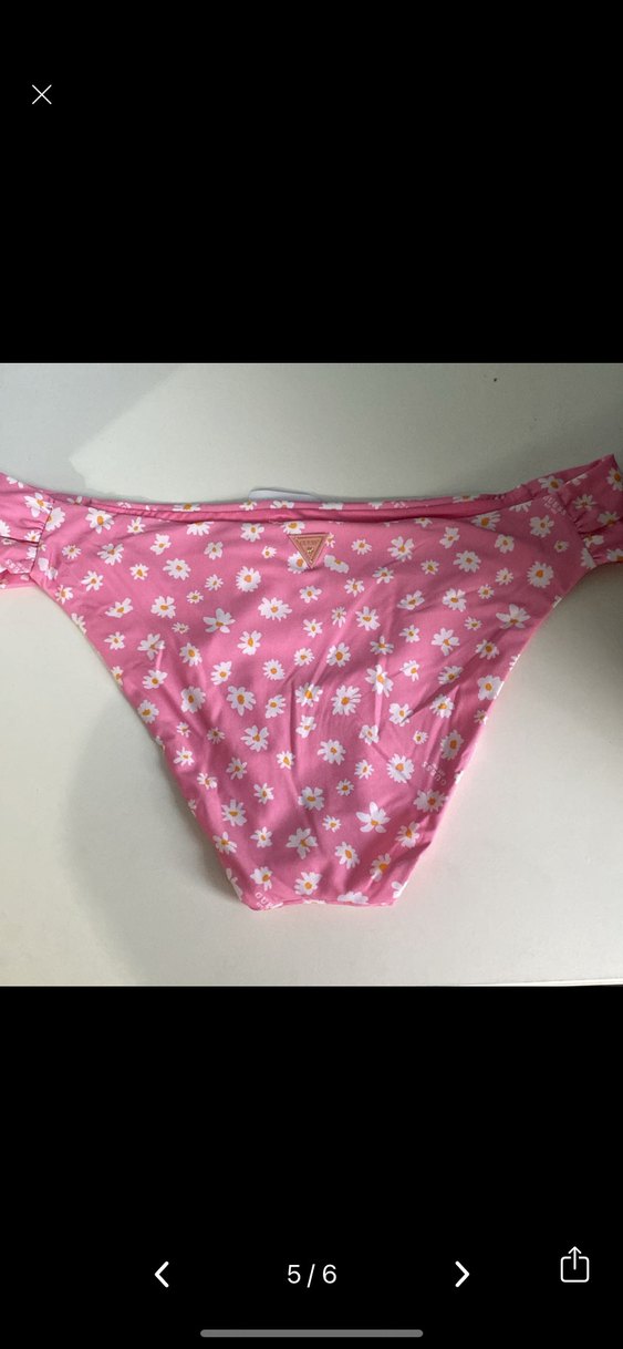 Guess Pembe Çiçekli Logo Detaylı Kadın Bikini Altı - Görsel 4