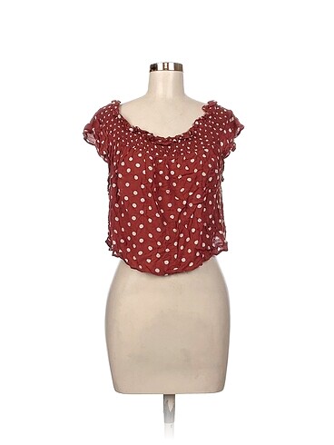 Pull and Bear Bluz %70 İndirimli.