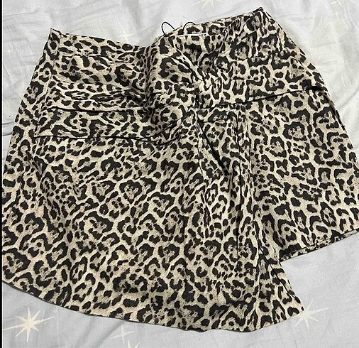 Leopar desenli şort etek