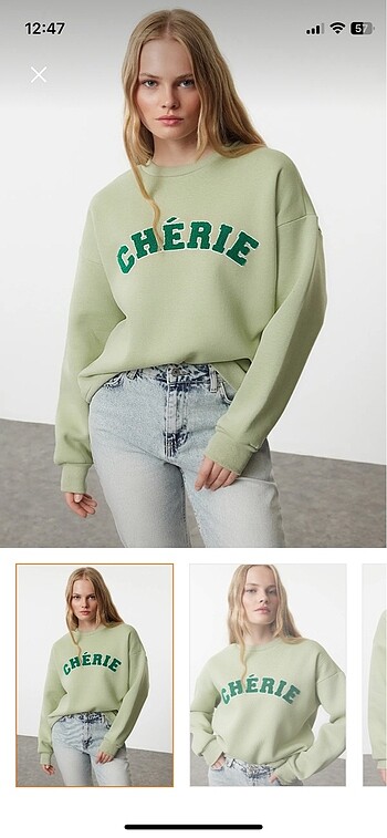 Sweatshirt
