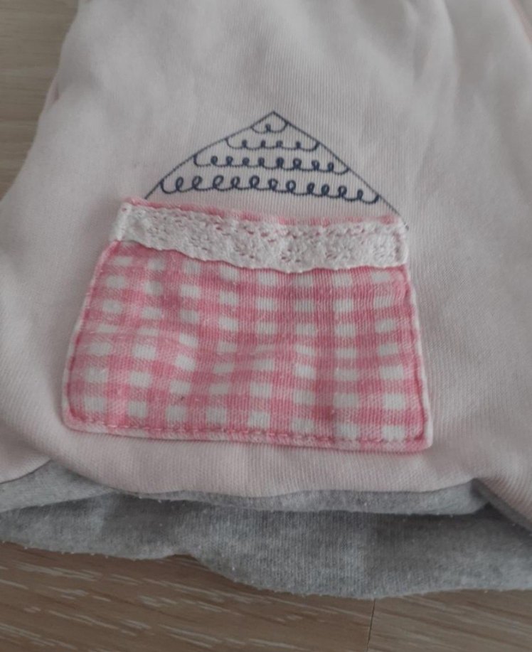 Kız Çocuk Beyaz Kapüşonlu Fermuarlı Yelek - Görsel 5