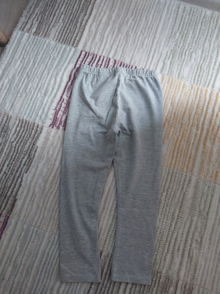 Kız Çocuk Gri Minnie Baskılı Rahat Tayt - Görsel 4