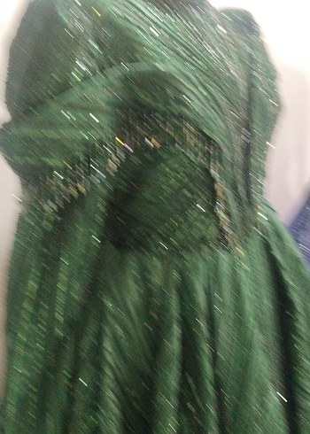 Parlak Yeşil Drapeli Uzun Kadın Abiye - Görsel 4