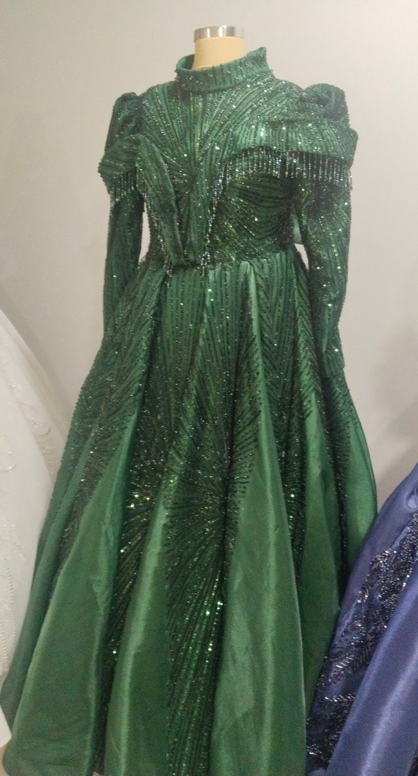 Parlak Yeşil Drapeli Uzun Kadın Abiye - Görsel 5