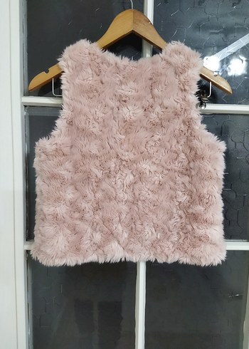 H&M 10 yaş Kız Çocuk Pembe Kürklü Kolsuz Yelek - Görsel 8