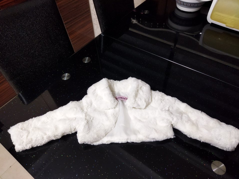 Kız Çocuk Beyaz Kürk Detaylı Bolero - Görsel 5