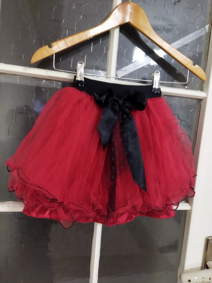 3 yaş Kız Çocuk Kırmızı Fırfırlı Gotik Etek - Görsel 2