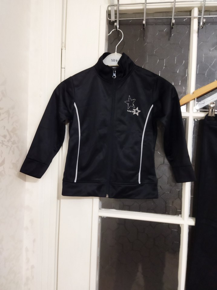 4 yaş kız çocuk Siyah Eşofman Takımı - Görsel 2