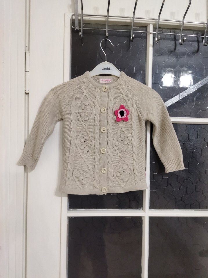 LC Waikiki 3_4 yaş Nakışlı Bej Kız Triko Hırka - Görsel 2