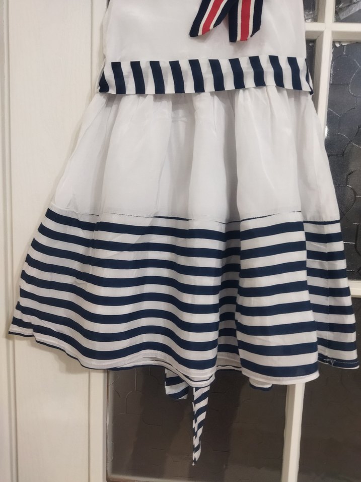 Kız Çocuk Beyaz Çizgili Fırfırlı Elbise - Görsel 5