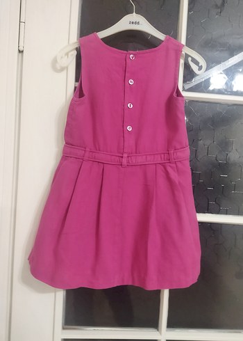 Pembe Düğmeli Kolsuz Kız Elbisesi - Görsel 5