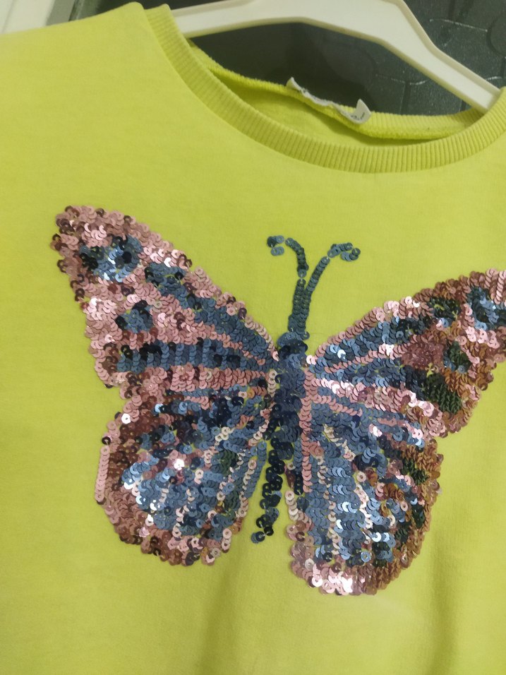 Koton kids 9-10 yaş Kelebek Payetli Sarı Kız Sweatshirt - Görsel 4