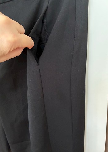 Kadın Siyah Belli Kemerli Midi Kumaş Pantolon - Görsel 3