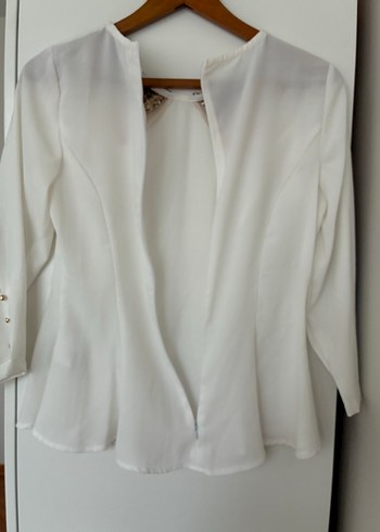 Payet İşlemeli Yakalı Beyaz Kadın Gömlek - Görsel 6