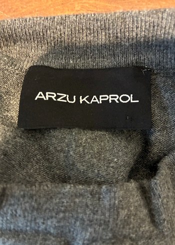 Arzu Kaprol triko bluz - Görsel 4