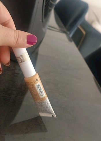 Beden Maybelline Super Stay Kapatıcı ve Aydınlatıcı