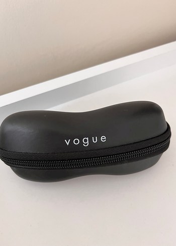 Vogue Vogue Siyah Parlak Kadın Güneş Gözlüğü