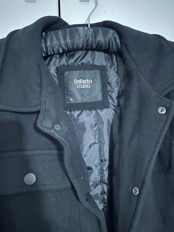 Düğmeli Siyah Midi Erkek Kaban - Görsel 2