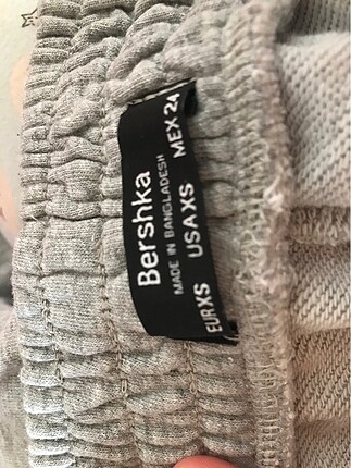 xs Beden Bershka eşofman