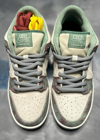 Nike SB Dunk Low Spor Ayakkabı