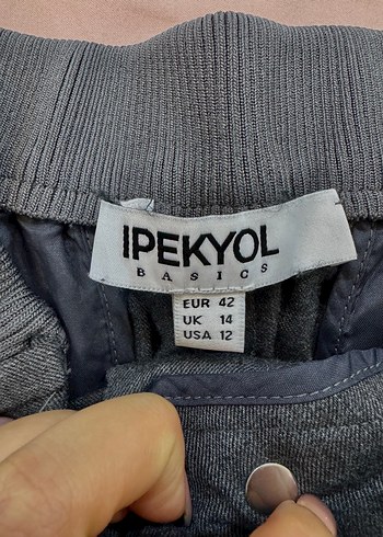 42 Beden İpekyol Gri Düğmeli Kadın Kumaş Pantolon