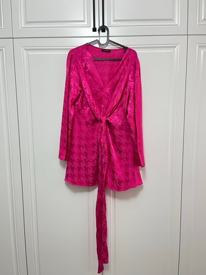 Pembe V Yakalı Kemerli Midi Deri Tunik - Görsel 2