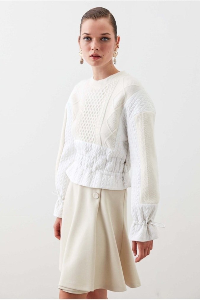 Beyaz Örgü Kadın Sweatshirt - Görsel 3