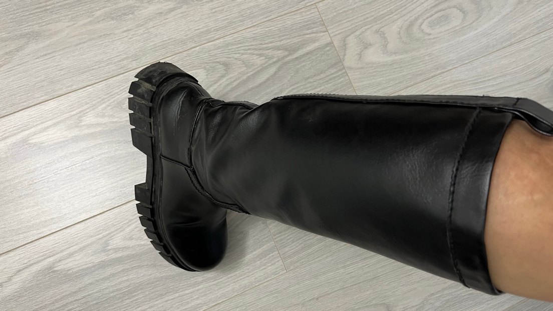 Siyah Deri Kadın Dizüstü Çizme - Görsel 4