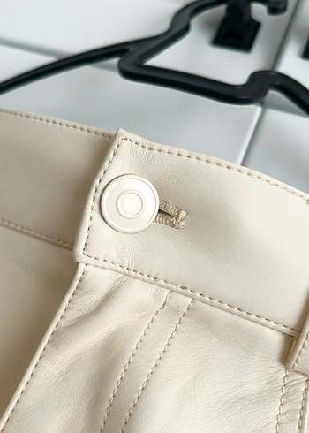 Minimalist Bej Midi Etek Yırtmaçlı - Görsel 4