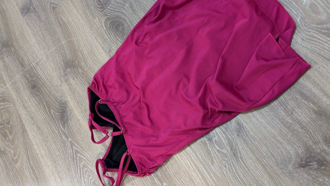 Koyu Pembe Midi Spor Tarzı Kadın Mayo - Görsel 3