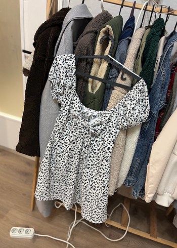 Kısa Kollu Mini Elbise - Görsel 5