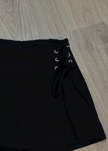 Siyah Mini Şort Etek - Görsel 3