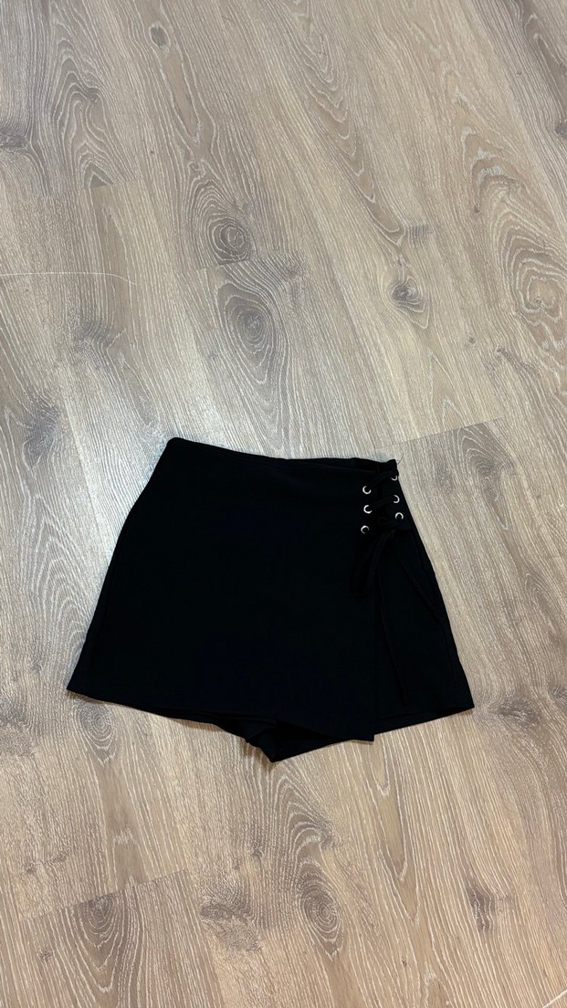 Siyah Mini Şort Etek - Görsel 2